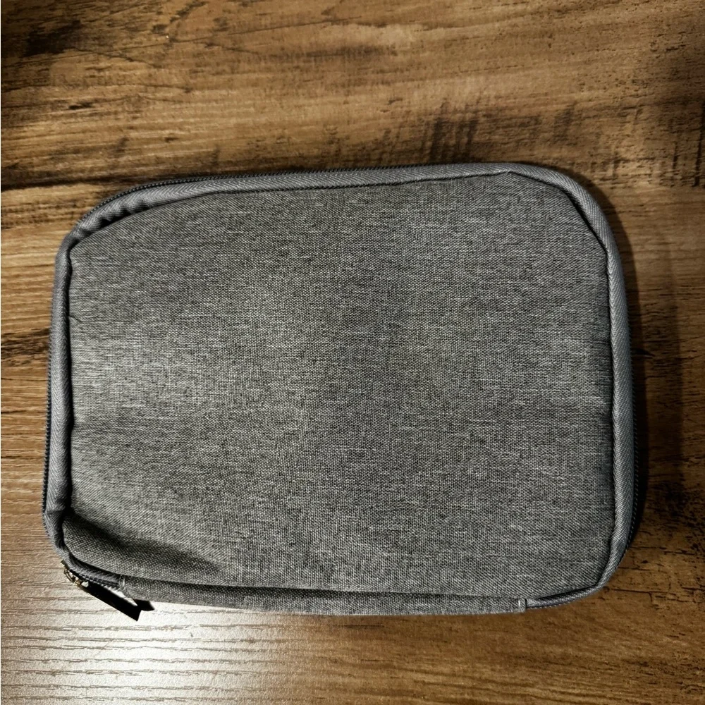Gray Reader Sleeve